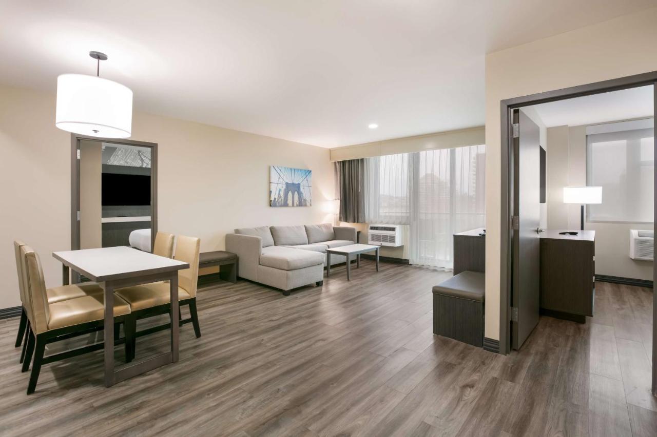 Best Western Plus Executive Residency Bronx New York Bagian luar foto