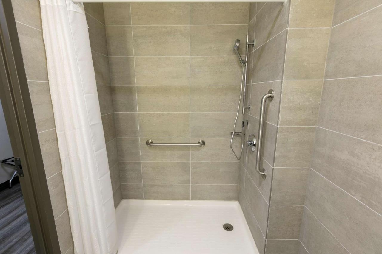 Best Western Plus Executive Residency Bronx New York Bagian luar foto
